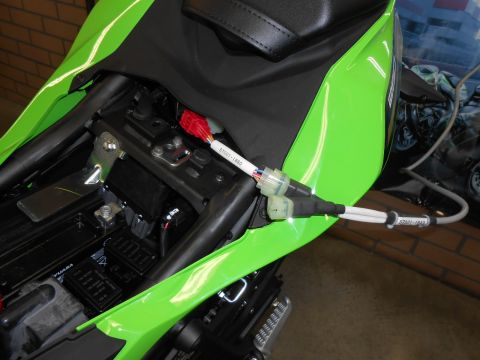 Kawasaki ZX-25R SE KRT-edition 稲村メカ号新車整備開始
